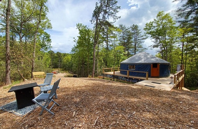 LUXURY GLAMPING YURT - view of devils courthouse on private 17 acres