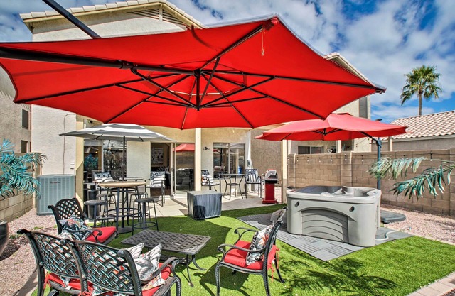 Luxury Glendale Getaway w/Private Hot Tub & Patio