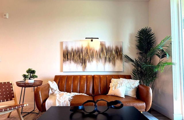 Luxury Haven Steps from Santa Ana Zoo & Cultural Gems