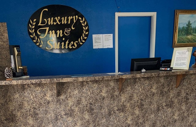 Luxury Inn & Suites Forrest City