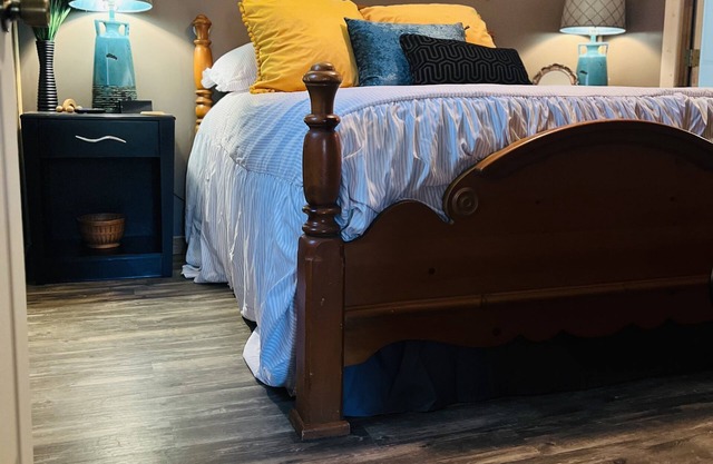 Luxury Linens and Towels,Hybrid pillow top mattress