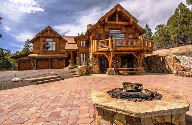 Luxury Lodge, Fantastic Views, Colorado Elegance, Close to Town