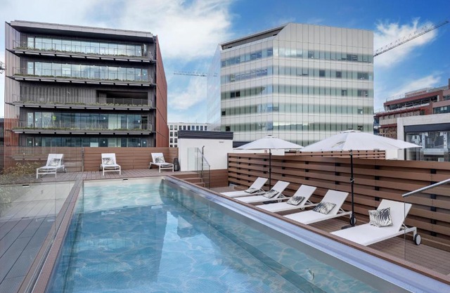 Luxury Loft wih Pool - city Center