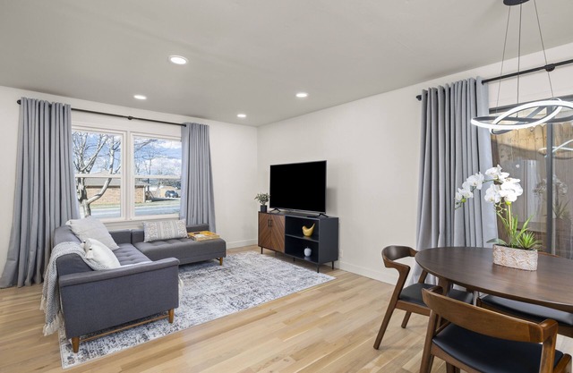 ✧Luxury Modern 2BR w/Private Garage