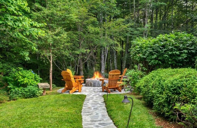 Luxury Mountain Home with Large Outdoor Fire Pit