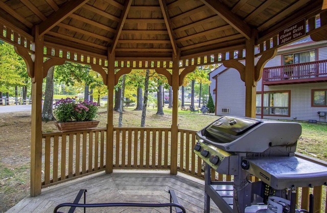 Luxury one bedroom and one bathroom unit with full amenities