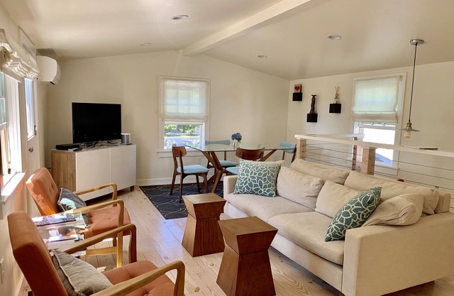 LUXURY PRIVATE OASIS! 2BD/2BA East End Steps to Beach On Commercial St, Parking!