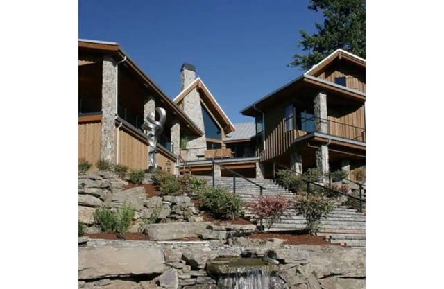 Luxury Retreat in Street of Dreams near Portland