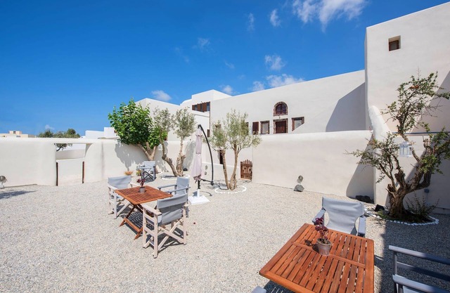 Luxury Santorini Residence | 2 Bedrooms | Villa Lucy | Spacious Terrace | Pyrgos