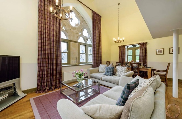 Luxury Self Catering Apartment with Swimming Pool in the Grounds of a Monastery on Loch Ness