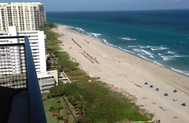 Luxury Singer Island Oceanview 2 Bedroom High-rise Villa with private balcony