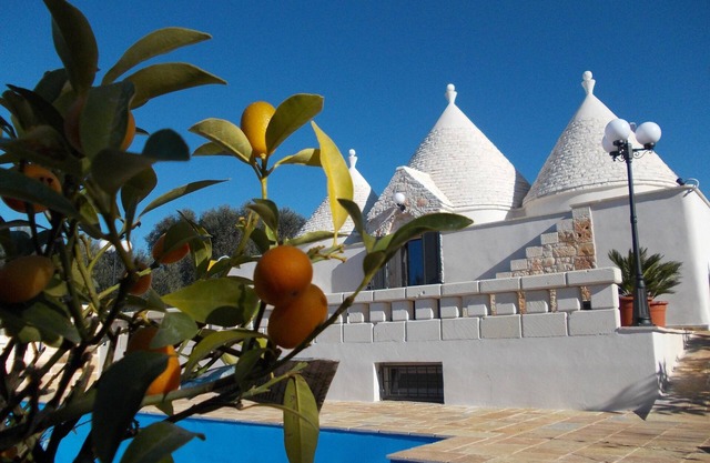 Luxury Trullo With Private Pool In Great Location To Explore The Area