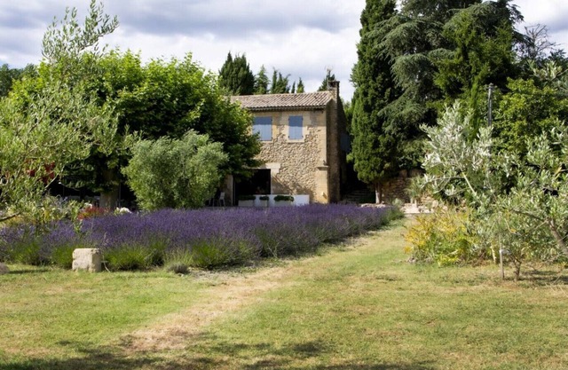 Luxury vacation rental SALON DE PROVENCE LS7-351
