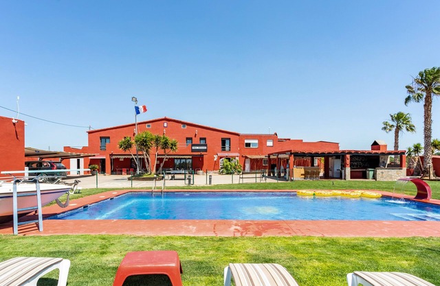 Luxury Villa in Cambrils with Pool, Padel, soccer, Wi-Fi and More!