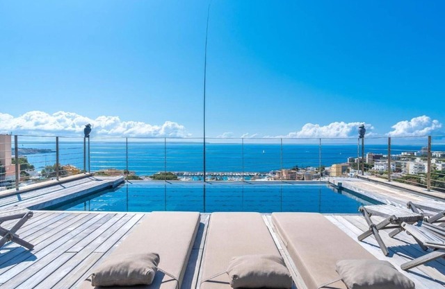Luxury villa in Palma, Luxury villa near Palma, 1 km from the beach