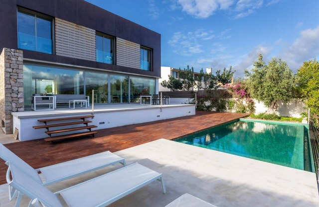 Luxury villa near Palma with stunning views
