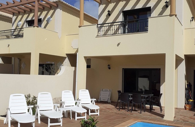 Luxury villa on the 4* Domus Iberica Complex in Burgau