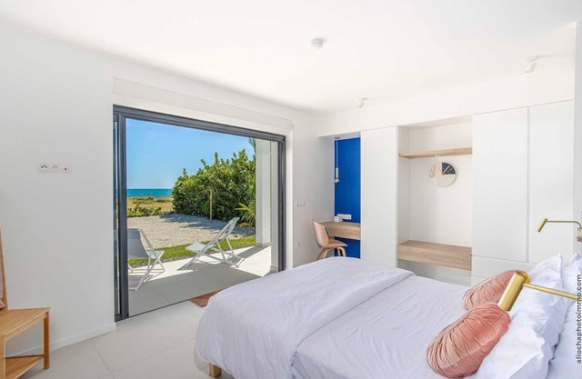 Luxury villa pool sea view 9 persons