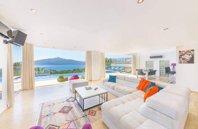 Luxury Villa with One of the Top 10 Views in The World