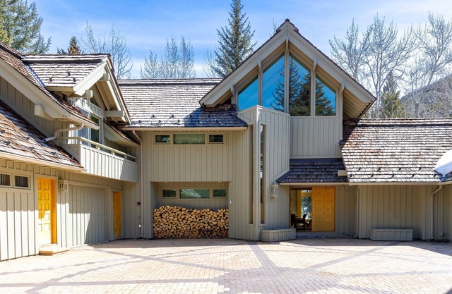 Luxury Warm Springs Creekfront Home