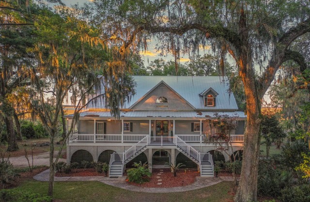 Luxury Waterfront near Savannah & Jacksonville