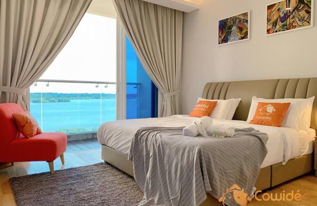 LuxuryHomestay @Pinetree Marina Resort - Link House