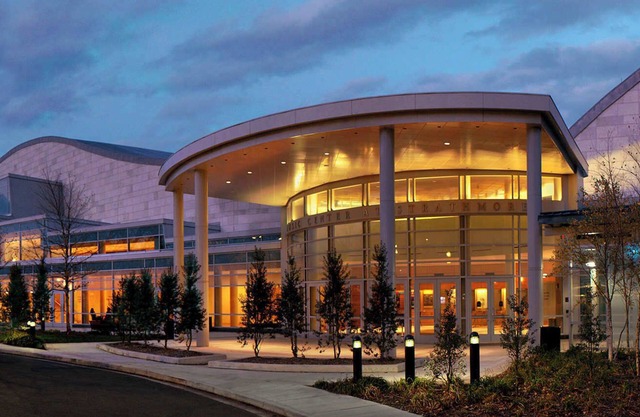 LuxuryStay in Bethesda | Spacious & Prime Location