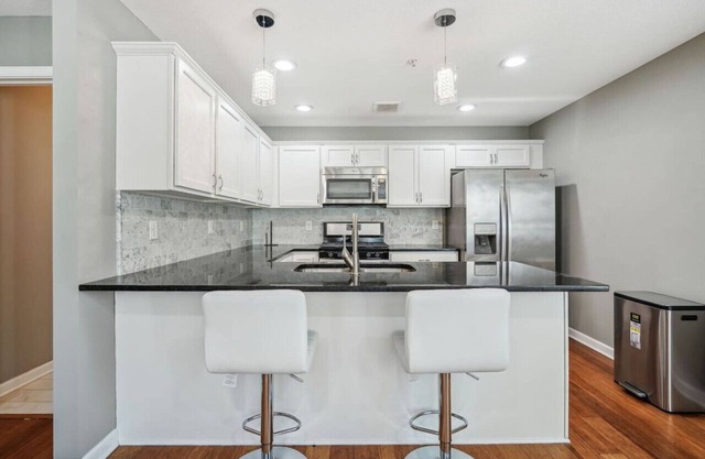 Lyndale Flat 1BR 2BA Room with Rooftop