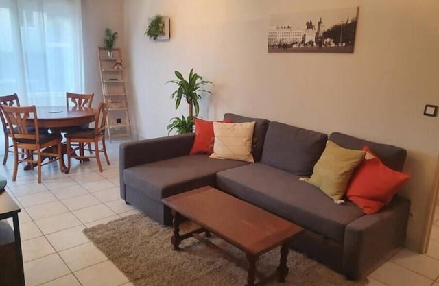 Lyon 8 Grange Blanche Appartement Calme de 50 m²
