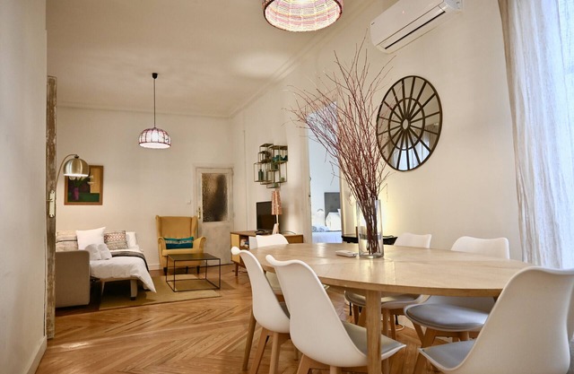M (CUB23) Central and spacious 3-bedroom home in Las Cortes