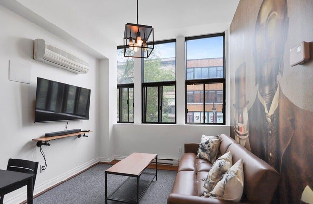 M11 | Boulevard Suites: 3-BR Star Wars Suite 2G