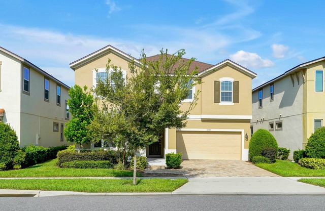 Magical 5 star Home w/pool, Gaming & Theatre