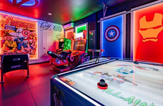 Magical Moments Luxury Disney Villa, Pool & Arcade