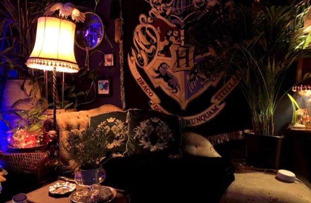 Magical Wizardry Flat in Central London