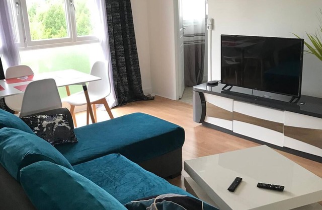 Magnificent 3-bedroom apartment - Comfort & quiet 10 min 24h from Le Mans