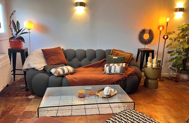 Magnificent, cozy T1 apartment in the heart of Aix en Provence's historic city center
