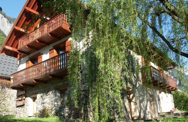Magnificent detached chalet★7 bedrooms★prox. Alpe d'Huez
