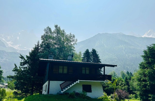 Magnificent Chalet With View On The Mont Blanc