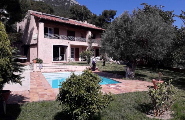 Magnificent villa located in La Valette-du-Var
