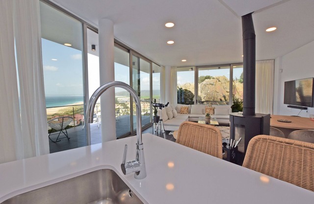 Magnificent Villa with stunning ocean views
