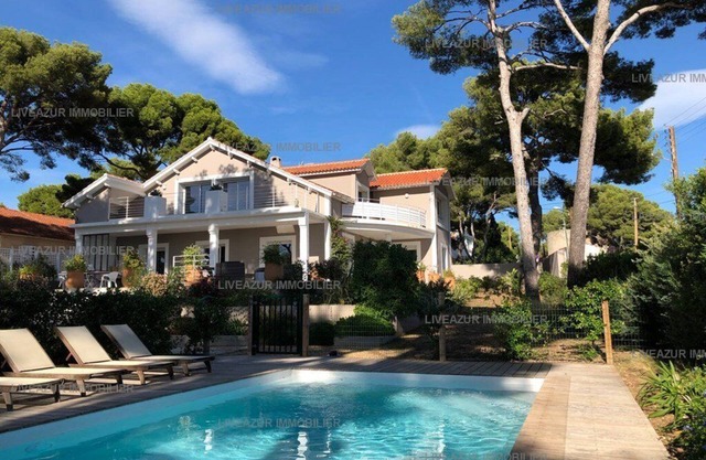 Magnificient sea view vill with pool village port and beach nearby for 12