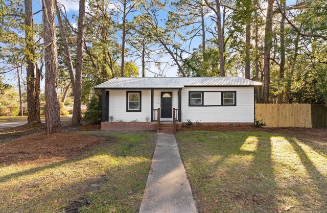 Magnolia Cottage - Near Islands, Hospital