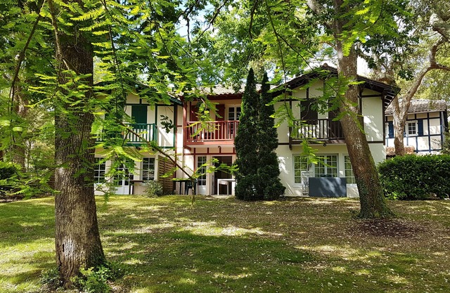 Maison du Golf - 800 meters from the ocean