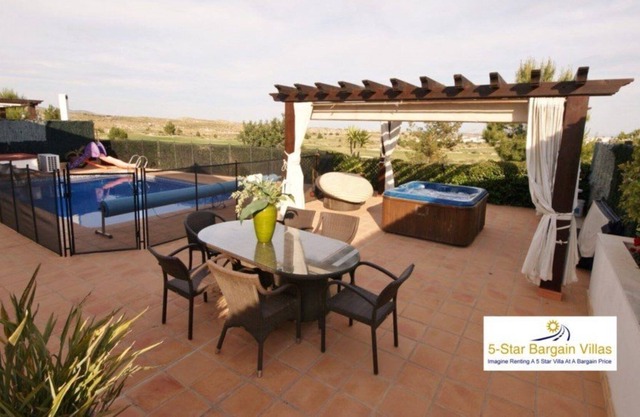 Majestic Golf Course Views, Cleopatra Villa 1000