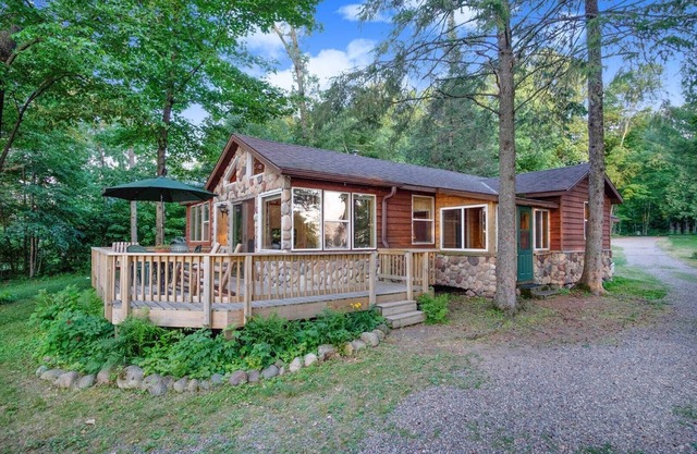 Make Memories At This Beautiful, Comfortable Northwoods Retreat