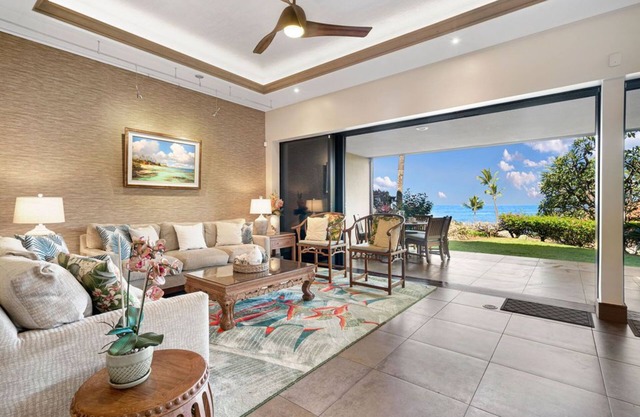 Makena Surf C-107: Premier Luxury Condo Largest 2-Bed Oceanviews Local Art