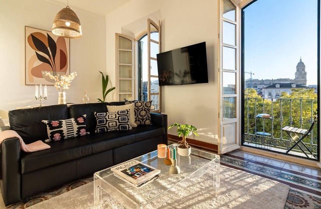 Malaga Center Flat Balcony Picasso Plaza Merced