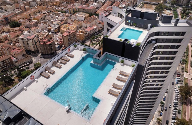 Malaga Urban Sky 23JAG