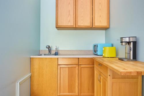 Malibu 2BR In Woods Close To Beach