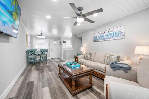 Manatee Cove! Canal side condo with water view! Half mile from AMI beaches!